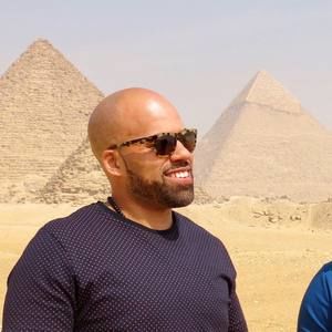 Meet your Posher, Elijah